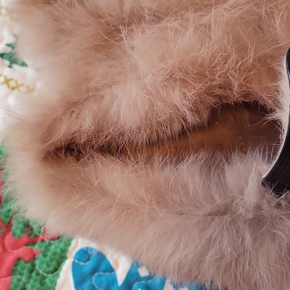 Vertundy Fur Mules 🖤 - Picture 7 of 16